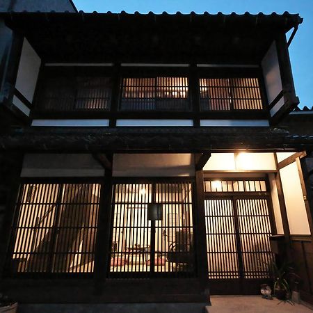 Kanazawa Pensión East Mountain Exterior foto