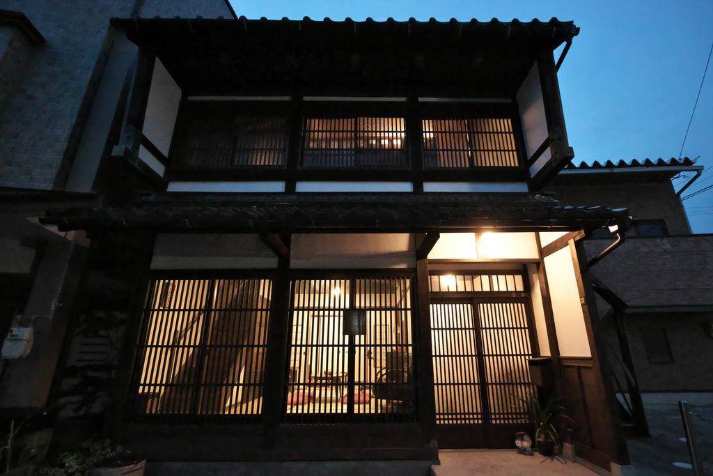 Kanazawa Pensión East Mountain Exterior foto