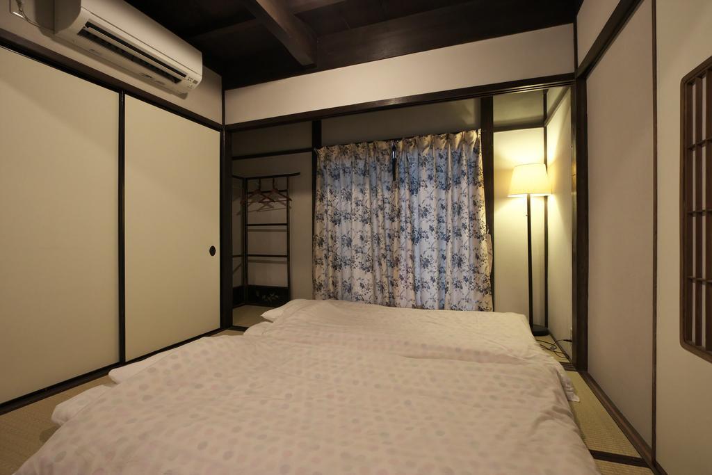 Kanazawa Pensión East Mountain Exterior foto