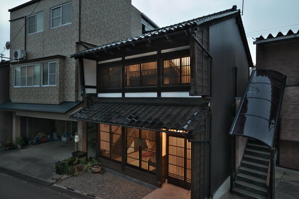 Kanazawa Pensión East Mountain Exterior foto